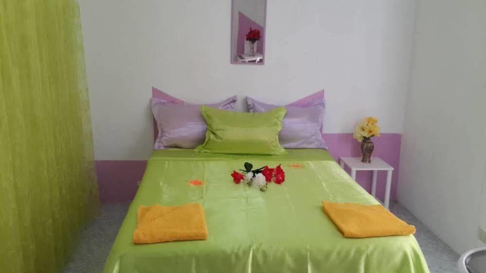 Barracuda Apartments Sámara Buitenkant foto